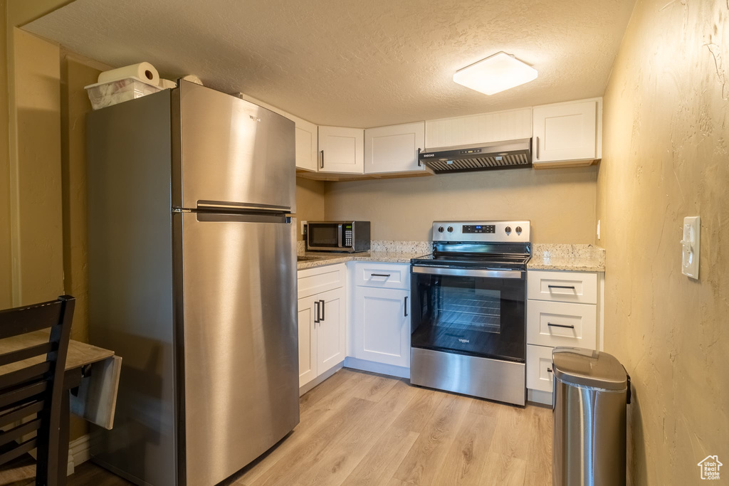 1243 W 4000 N Pleasant View, UT 84414