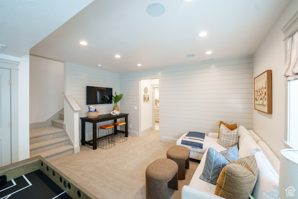 7038 W LAKE AVE South Jordan, UT 84009