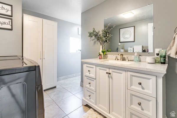 657 W SECOND AVE Midvale, UT 84047