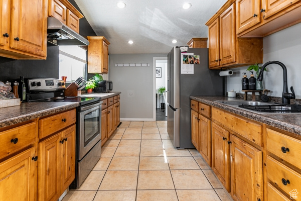 657 W SECOND AVE Midvale, UT 84047