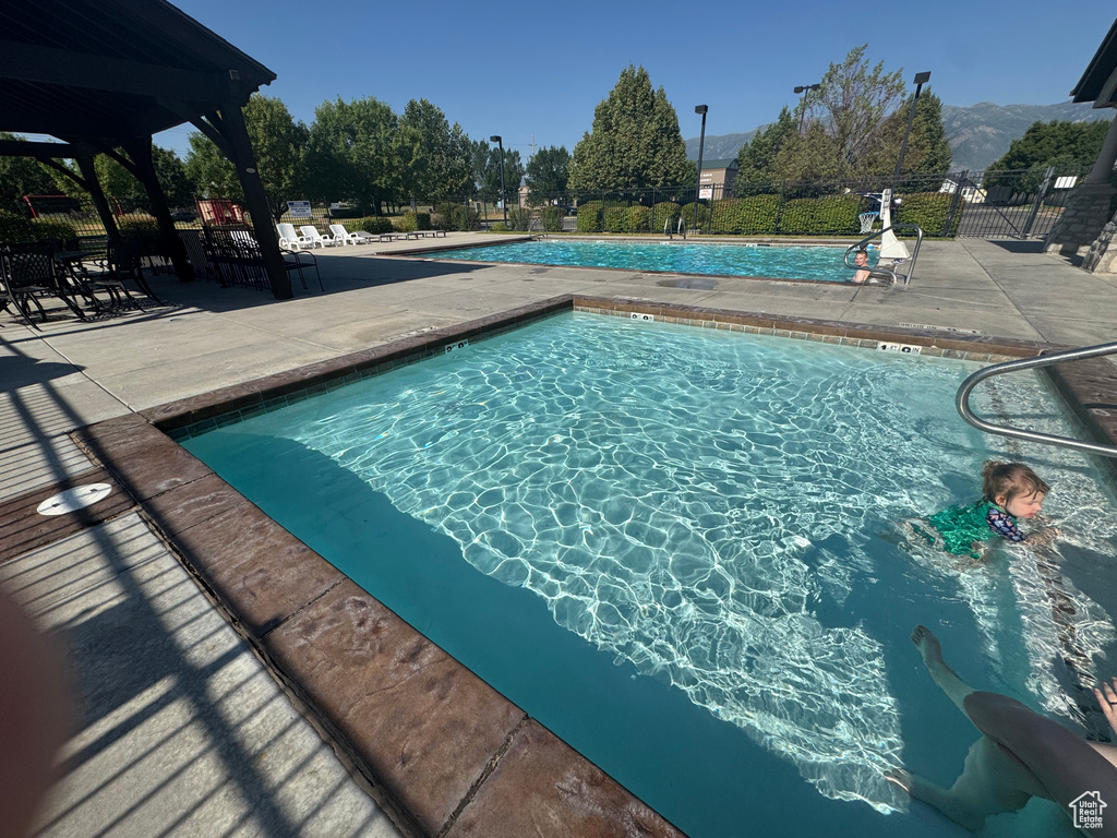 378 N COLD CREEK WAY Layton, UT 84041