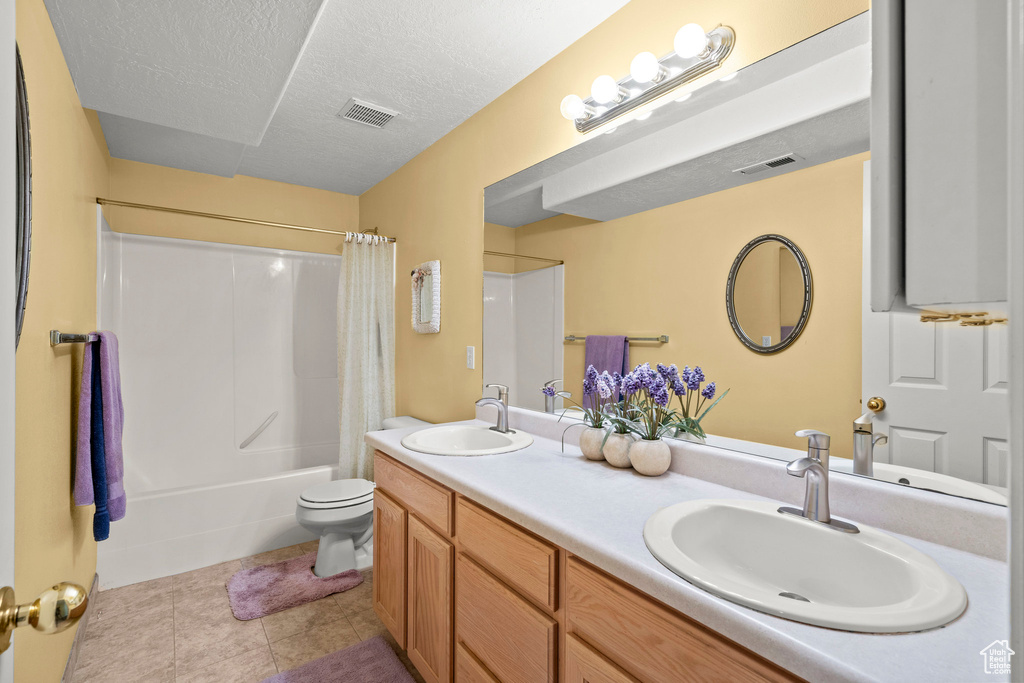 1348 E HARRIER ST Eagle Mountain, UT 84005
