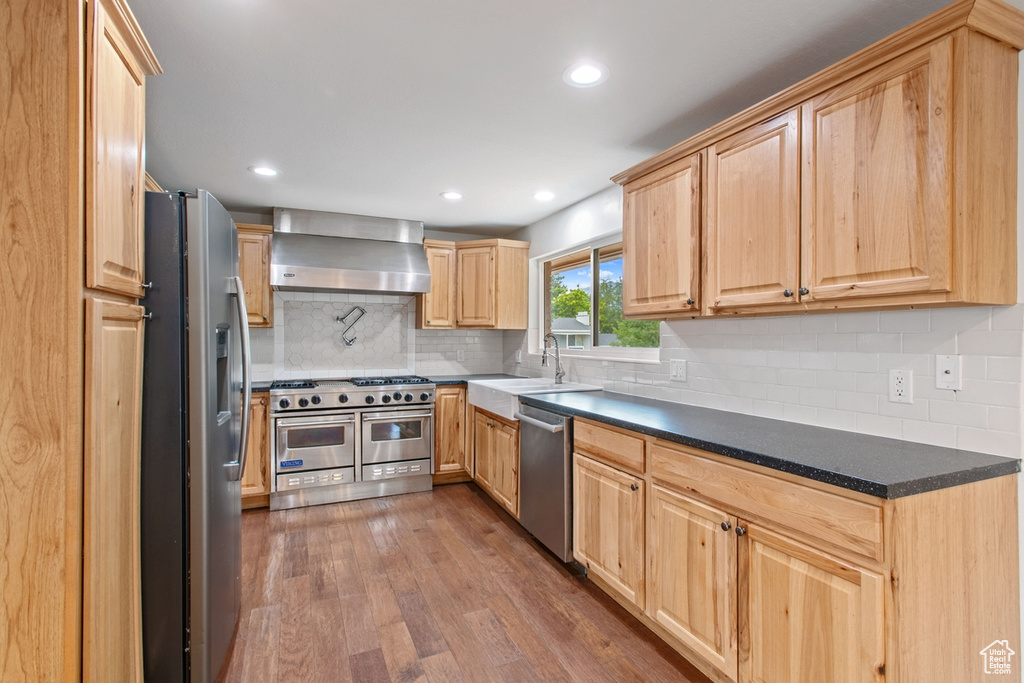9595 S 1700 E Sandy, UT 84092