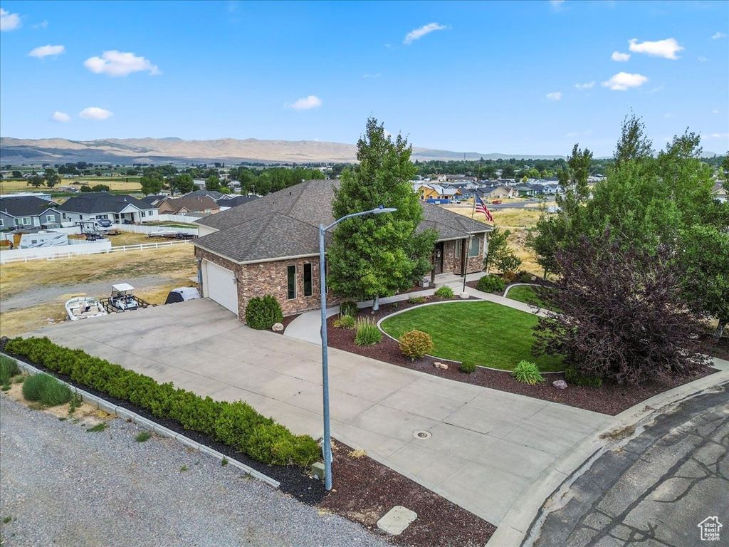 Aerial perspective of suburban area with mountains