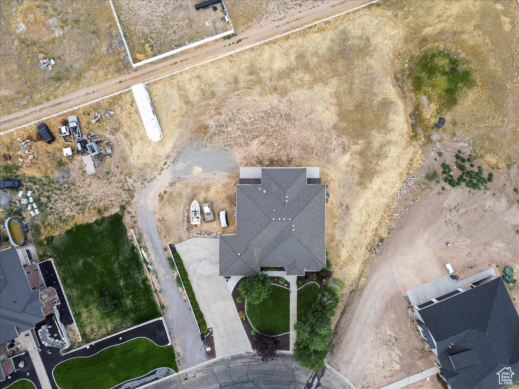 Aerial view of property and surrounding area
