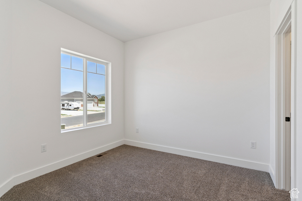5731 W 4100 S Hooper, UT 84315