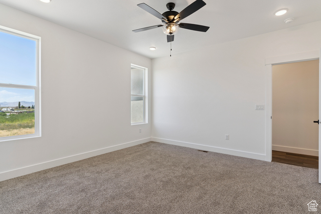 5731 W 4100 S Hooper, UT 84315