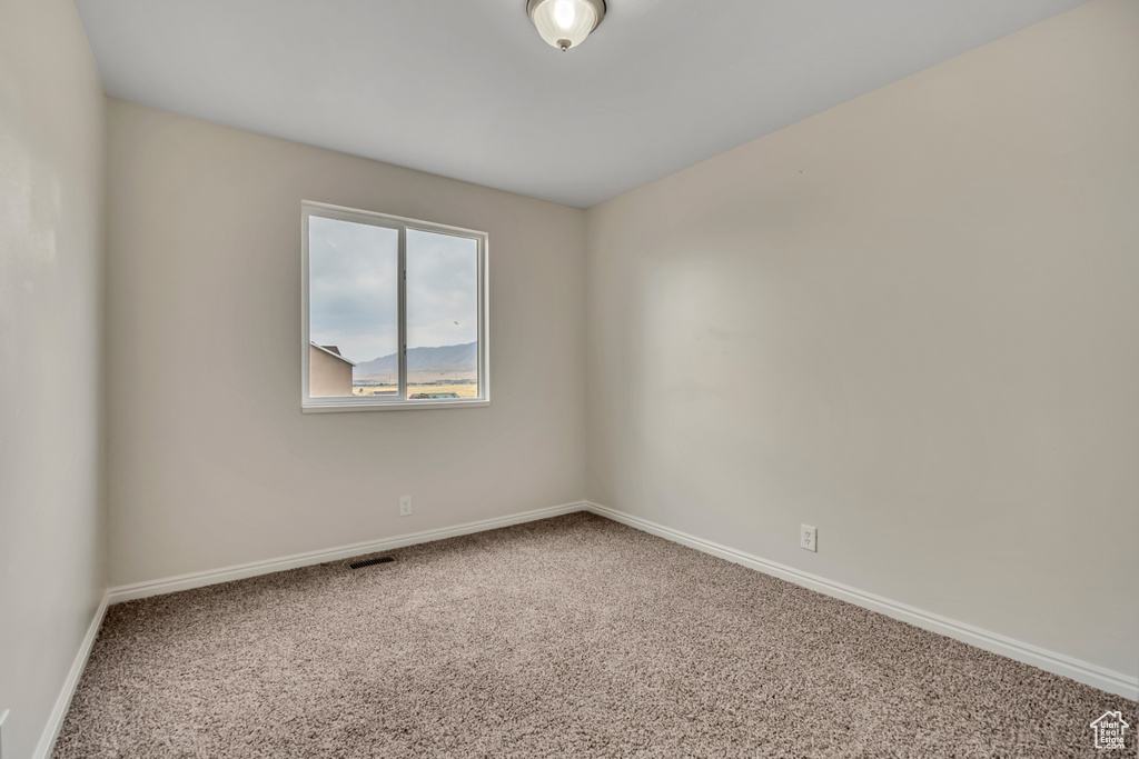 378 E 1720 N Tooele, UT 84074
