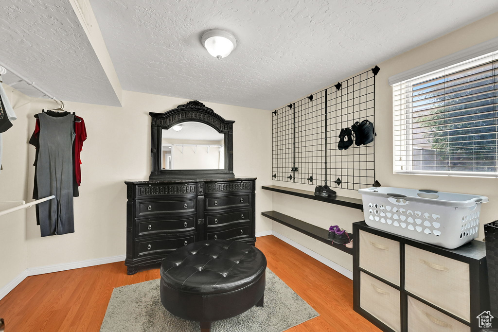 9242 S LAURA ANNE WAY Sandy, UT 84094