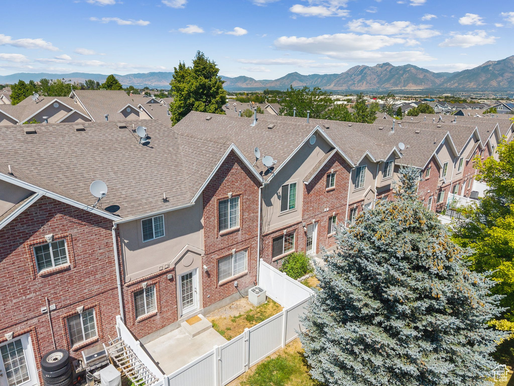 3879 W SAGE MEADOW DR South Jordan, UT 84009