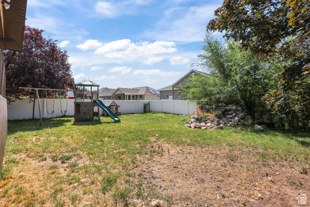 1377 W 2600 N Clinton, UT 84015