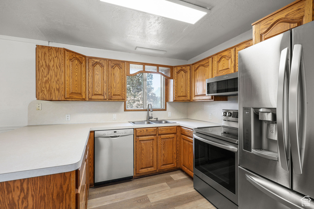 1377 W 2600 N Clinton, UT 84015