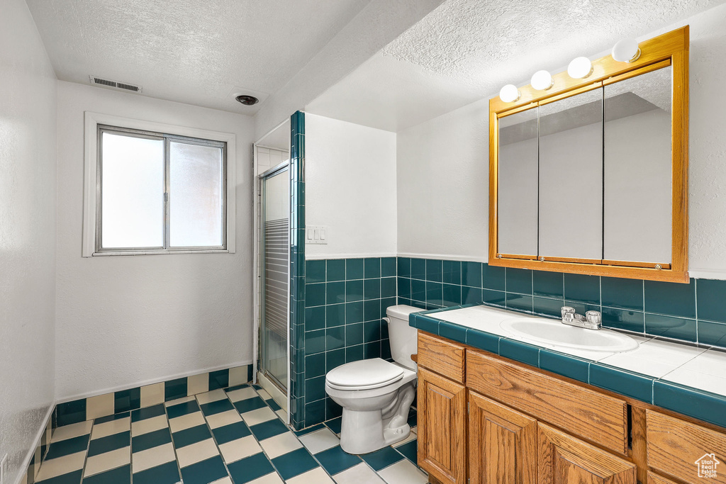 1377 W 2600 N Clinton, UT 84015
