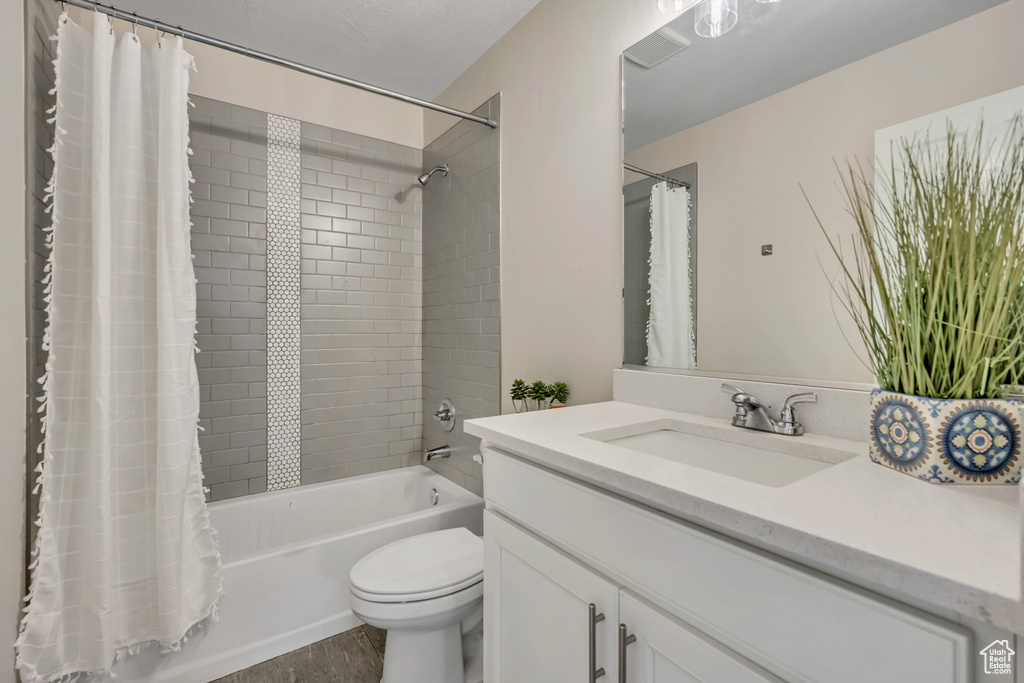 3273 S HAWK DR Saratoga Springs, UT 84045