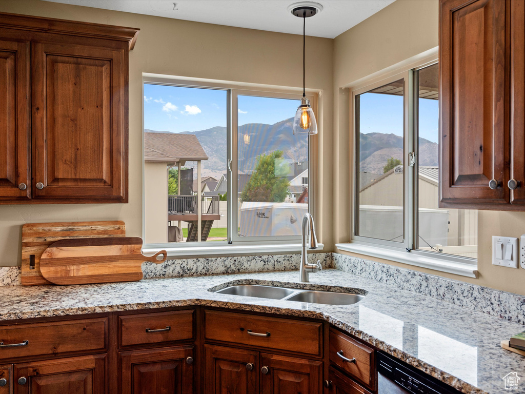 747 W 2775 N Pleasant View, UT 84414