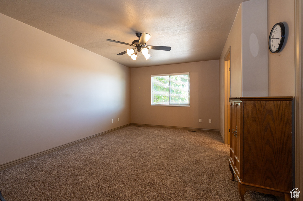 273 E 2050 N North Ogden, UT 84414