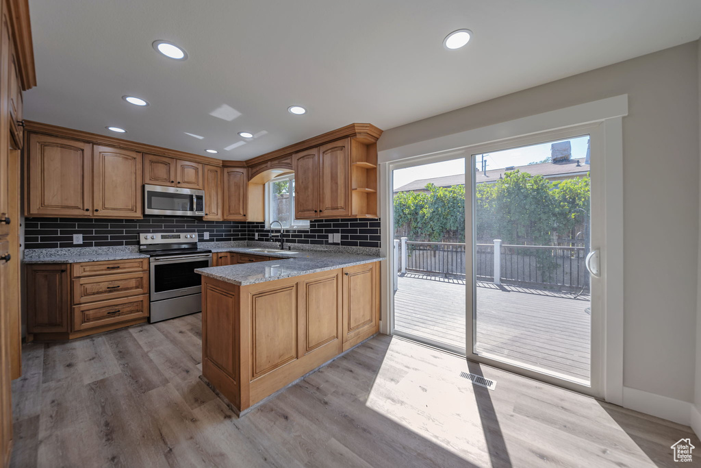 5382 S SKEESWOOD CIR Taylorsville, UT 84129