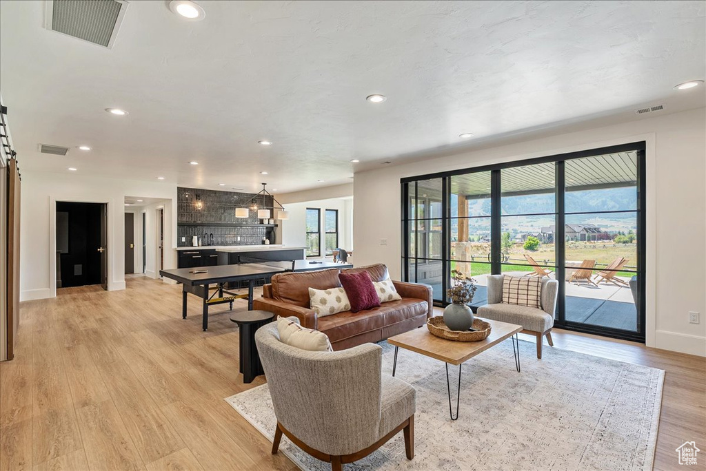 3669 N FOOTHILL LN Eden, UT 84310