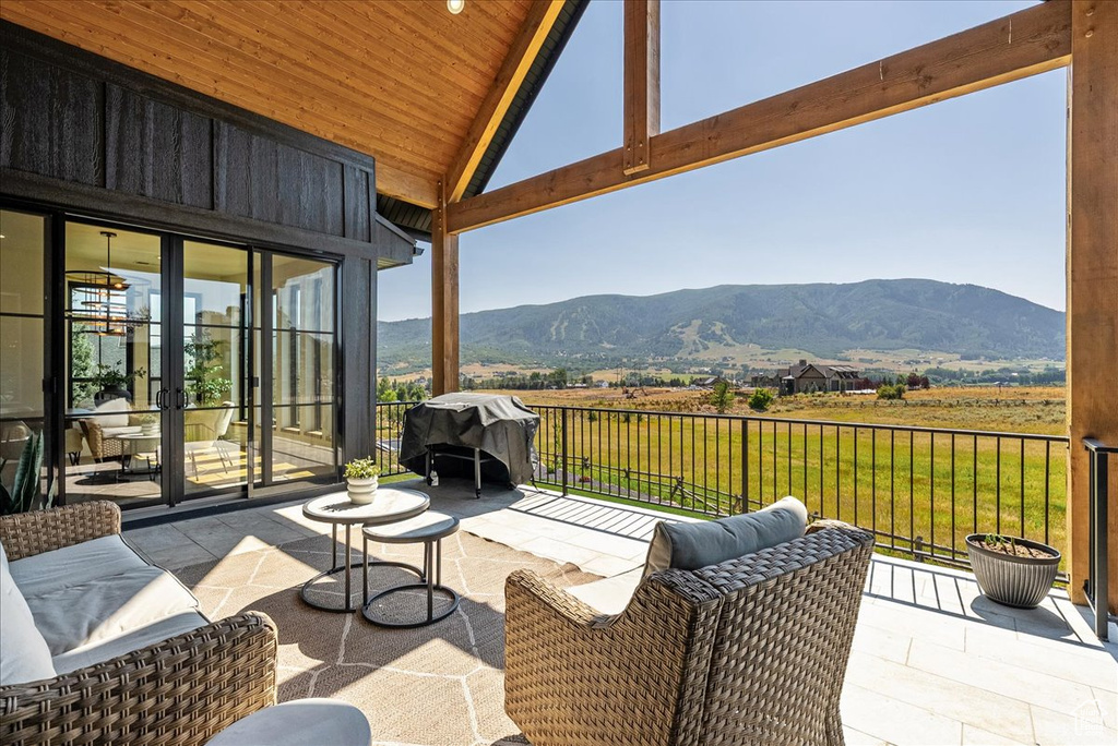 3669 N FOOTHILL LN Eden, UT 84310