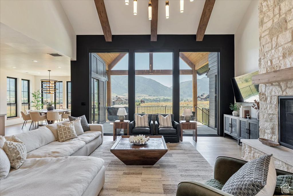3669 N FOOTHILL LN Eden, UT 84310