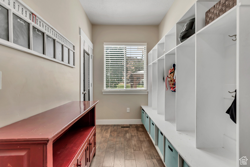 197 W PARKSIDE DR Saratoga Springs, UT 84045