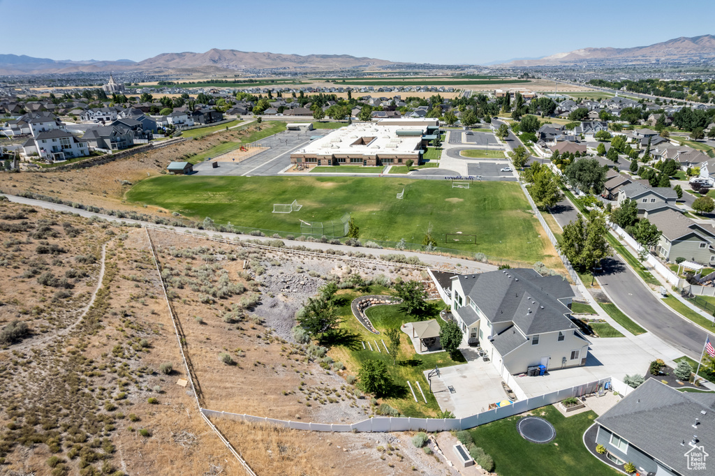 197 W PARKSIDE DR Saratoga Springs, UT 84045