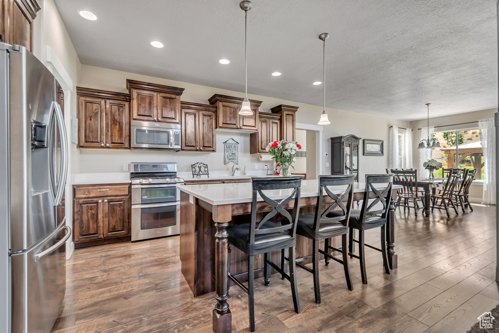 197 W PARKSIDE DR Saratoga Springs, UT 84045
