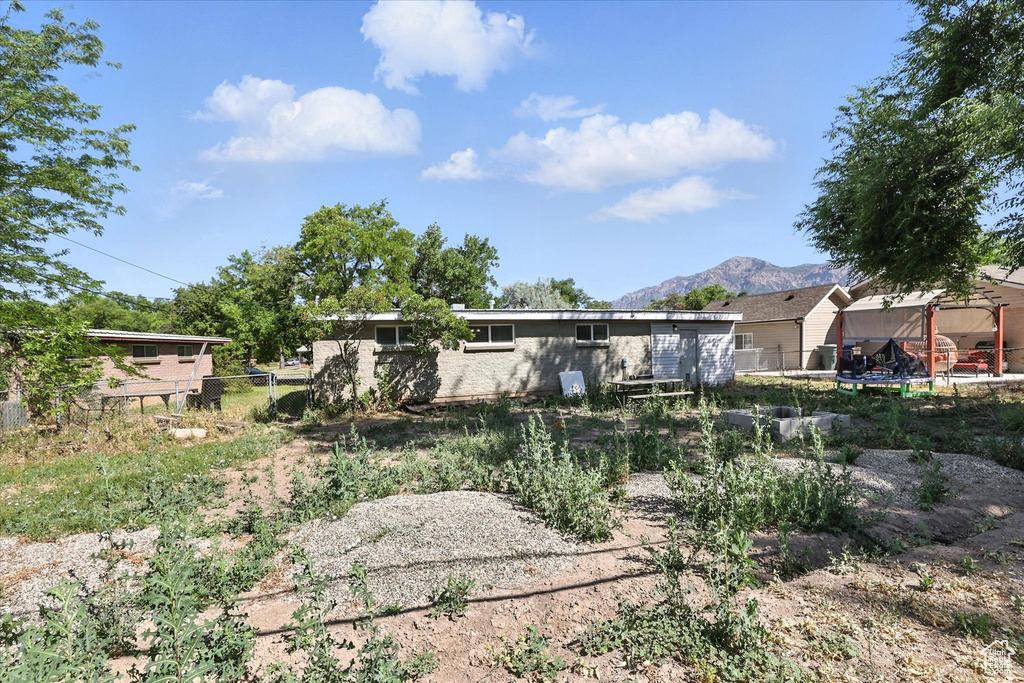 617 E 925 N Ogden, UT 84404