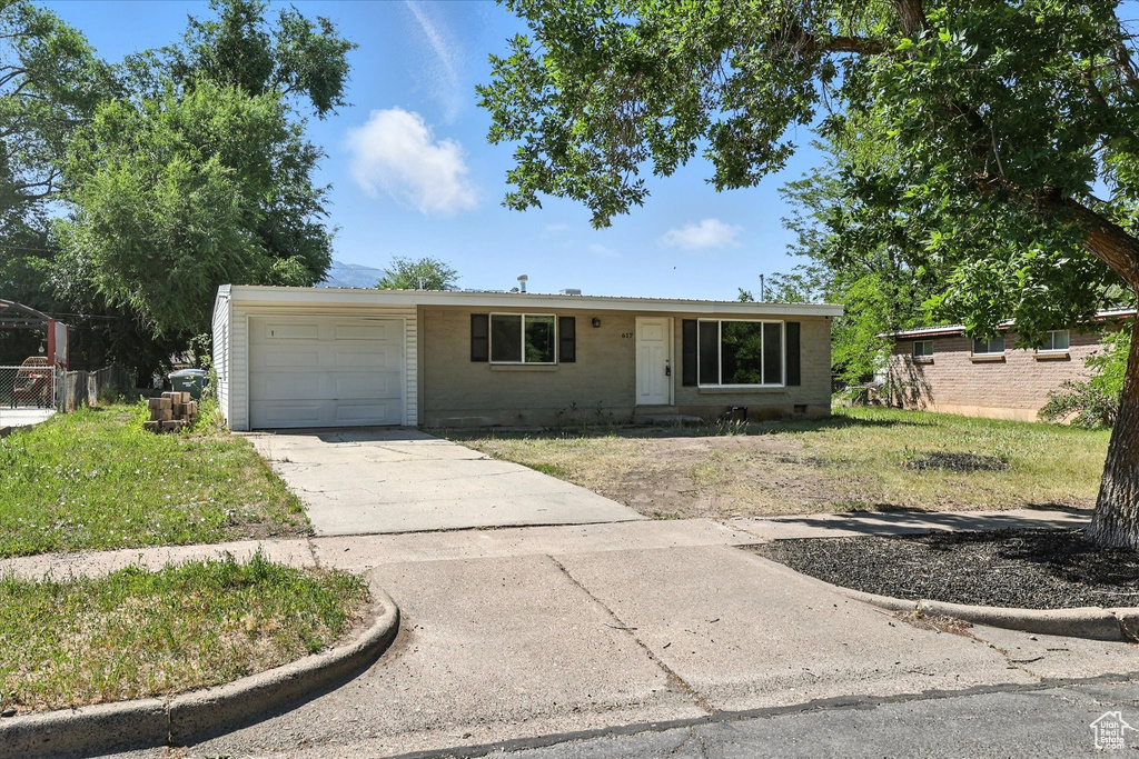 617 E 925 N Ogden, UT 84404