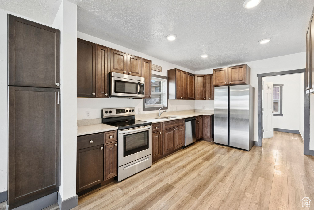 1950 S 1100 W Woods Cross, UT 84087