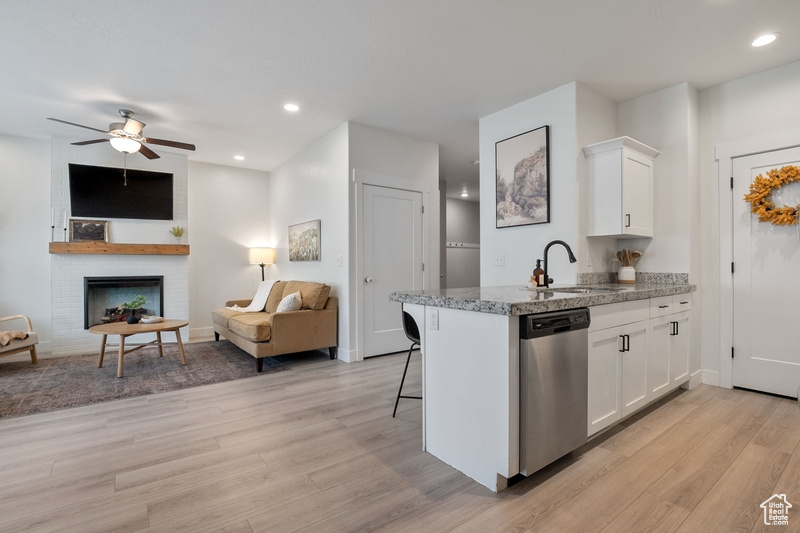 4894 E CLOVER LEAF LN Eagle Mountain, UT 84005