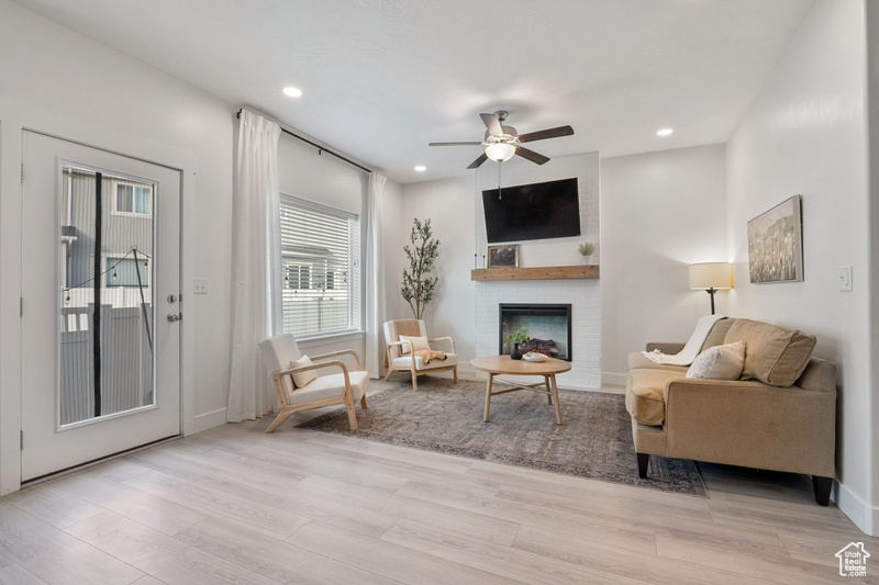 4894 E CLOVER LEAF LN Eagle Mountain, UT 84005
