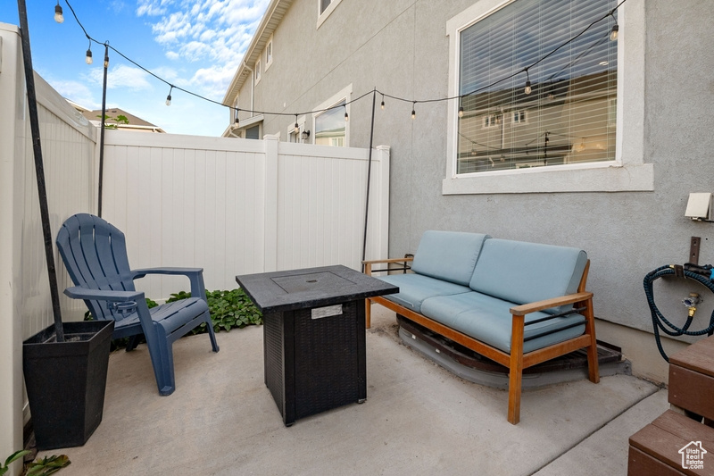 4894 E CLOVER LEAF LN Eagle Mountain, UT 84005