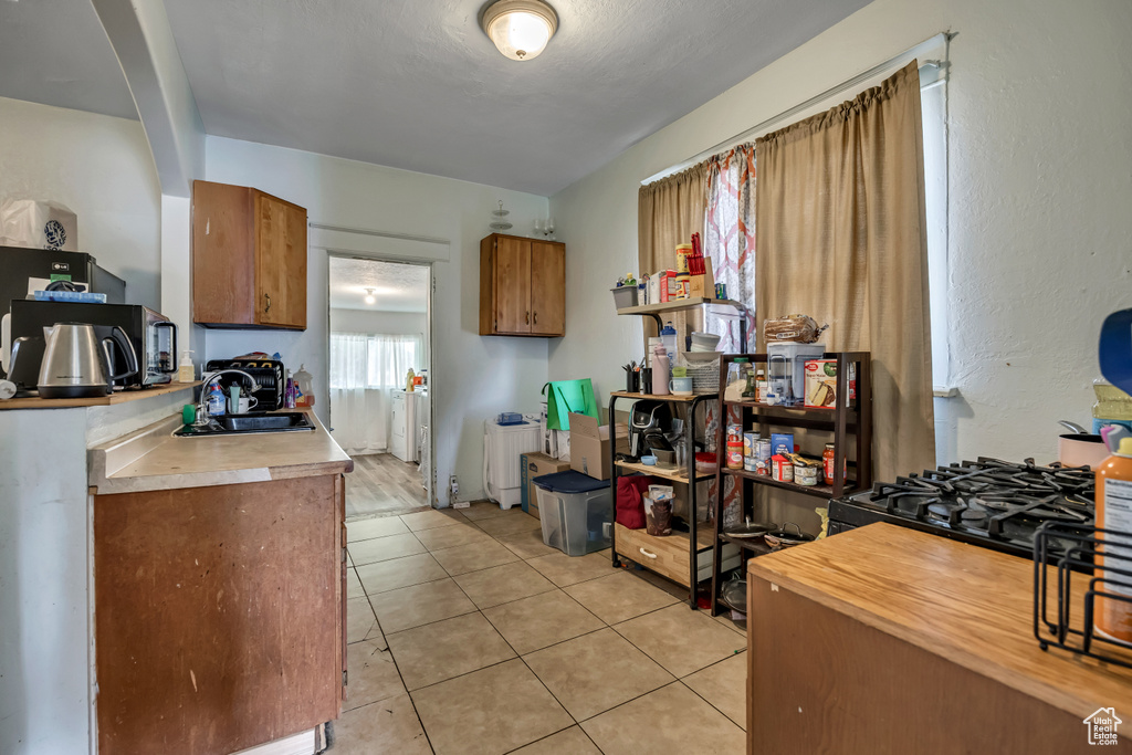 535 S 900 W Salt Lake City, UT 84104