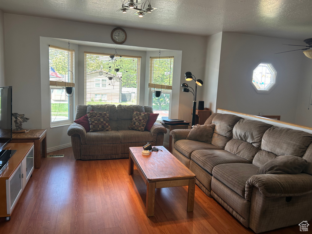 5956 S 3950 W Roy, UT 84067