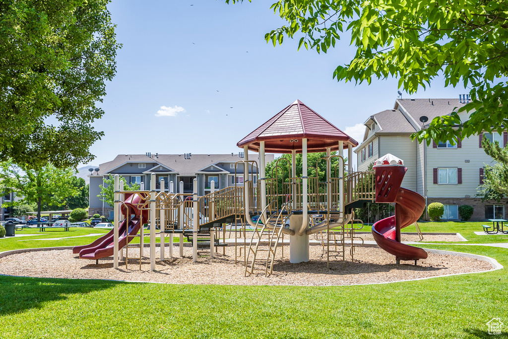 3371 E RIDGE RD #5 Eagle Mountain, UT 84005