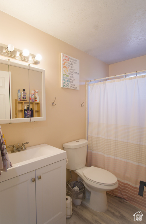 7472 S GOLD CIR West Jordan, UT 84084