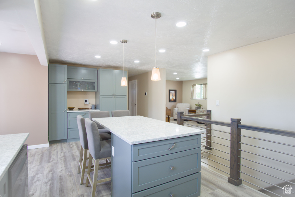 7472 S GOLD CIR West Jordan, UT 84084