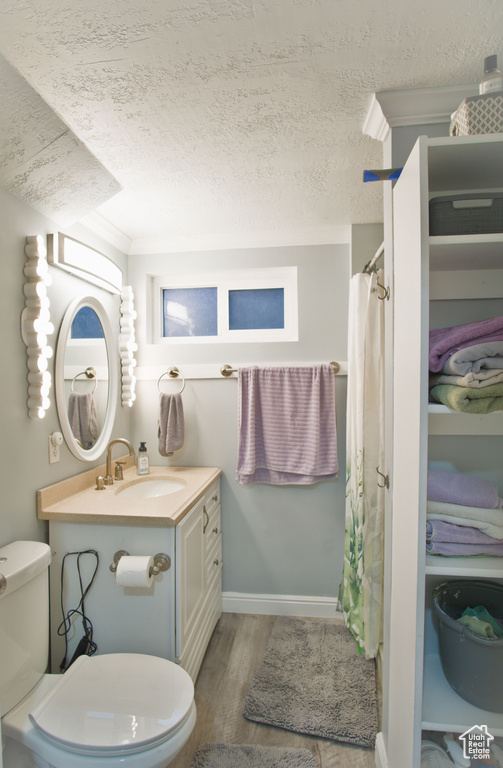 7472 S GOLD CIR West Jordan, UT 84084