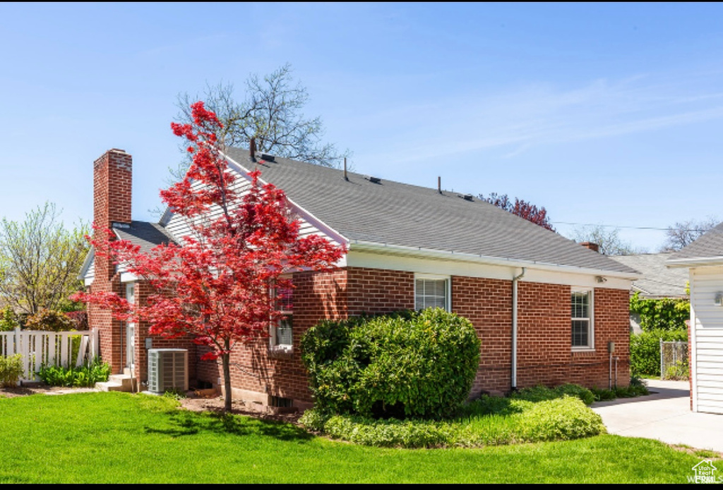 1329 COLONIAL CIR Salt Lake City, UT 84108