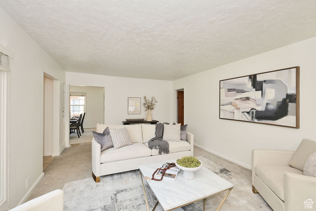1329 COLONIAL CIR Salt Lake City, UT 84108