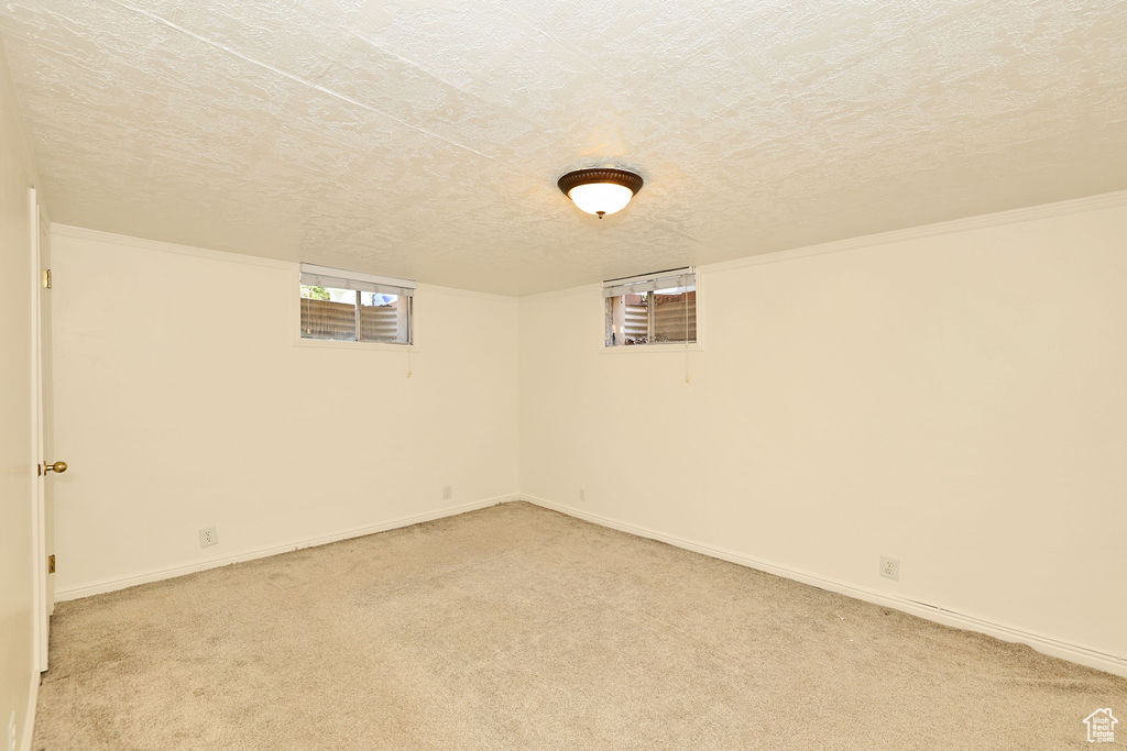 1329 COLONIAL CIR Salt Lake City, UT 84108