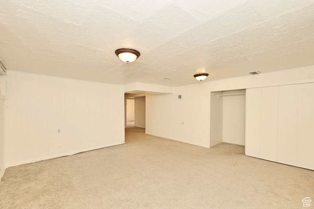 1329 COLONIAL CIR Salt Lake City, UT 84108