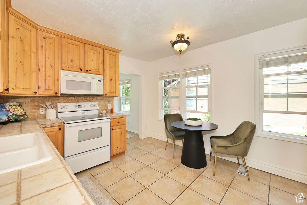 1329 COLONIAL CIR Salt Lake City, UT 84108
