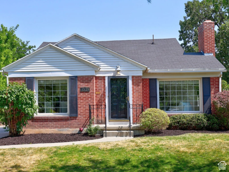 1329 COLONIAL CIR Salt Lake City, UT 84108