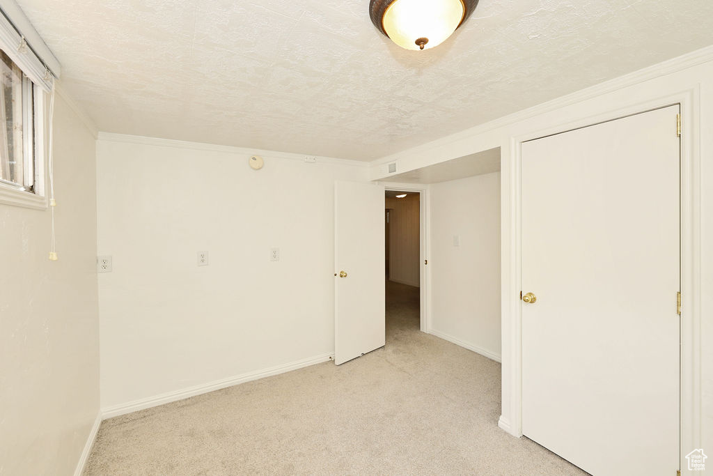 1329 COLONIAL CIR Salt Lake City, UT 84108