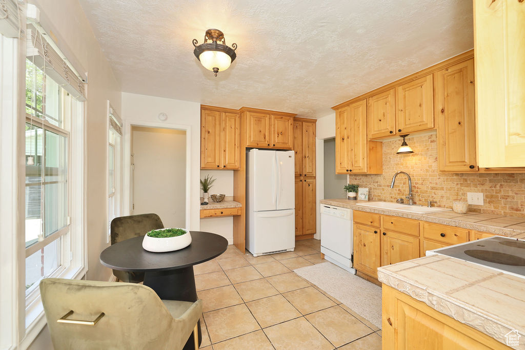 1329 COLONIAL CIR Salt Lake City, UT 84108