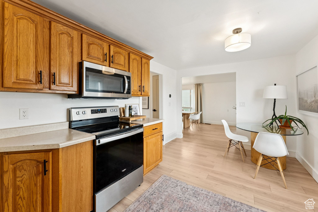 1043 S OXFORD CIR Fruit Heights, UT 84037