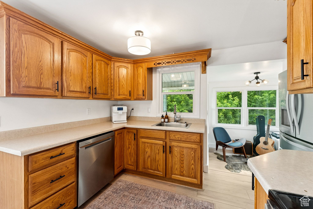1043 S OXFORD CIR Fruit Heights, UT 84037