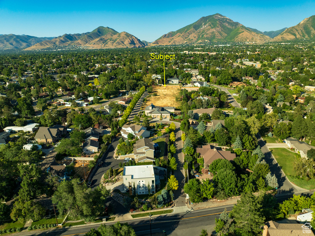 1922 E OLYMPUS LN Holladay, UT 84124